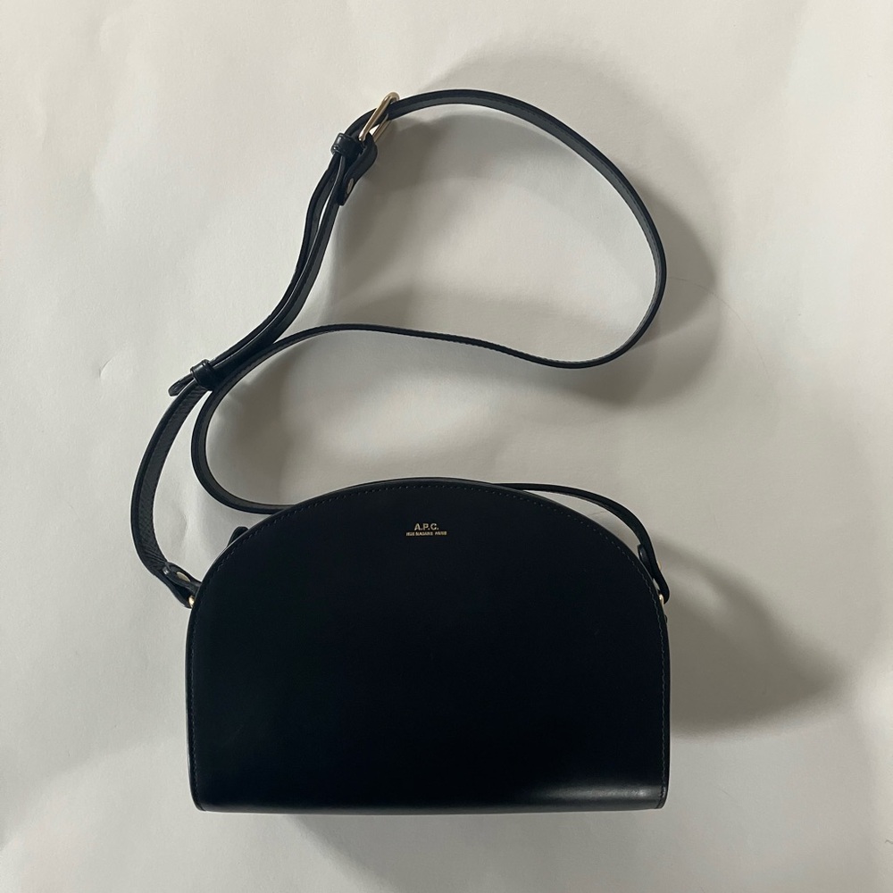 A.P.C. Demi-lune bag in black smooth leather